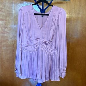 Lavender Pink V-Neck Sleeve Blouse